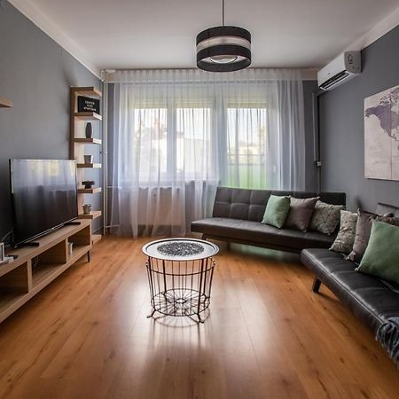 Orosháza Center Home Apartman מראה חיצוני תמונה